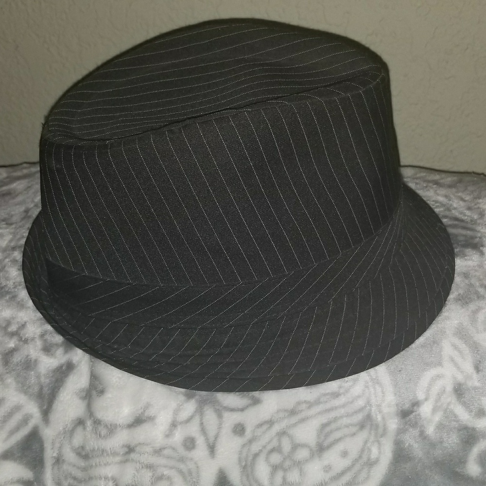 D & Y Black Fedora hat